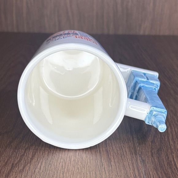 🔥🔥🔥White and Blue Ceramic Mug with Architectural Handle🔥🔥🔥 - Picture 7 of 7